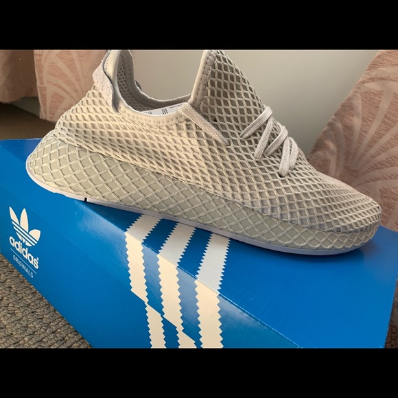 Adidas Deerupt Runner Shoes! Women Size 9 - Picture 3 of 7